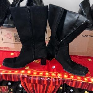 Divertente Leather Upper Velvety/Suede Shin High Boots, 9.5